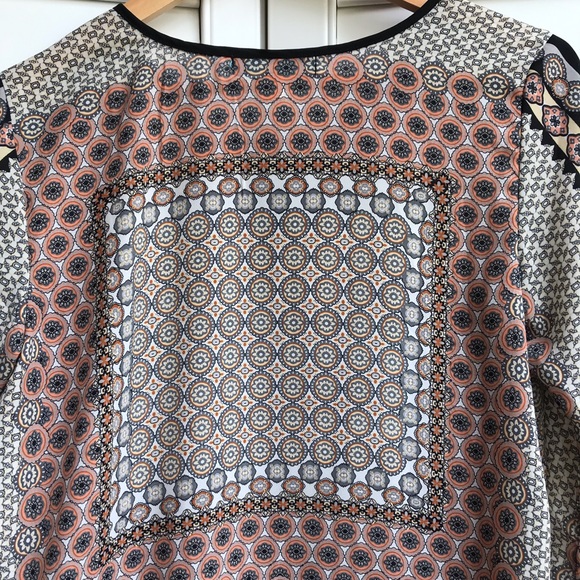 Long Sleeve Flowy Aztec Unique Design Tie Blouse - Picture 7 of 7